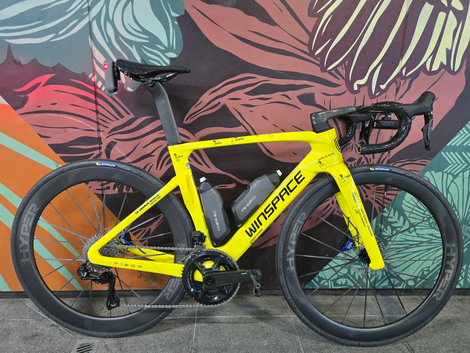 AHYKA - Aero Bottle & Cage Combo