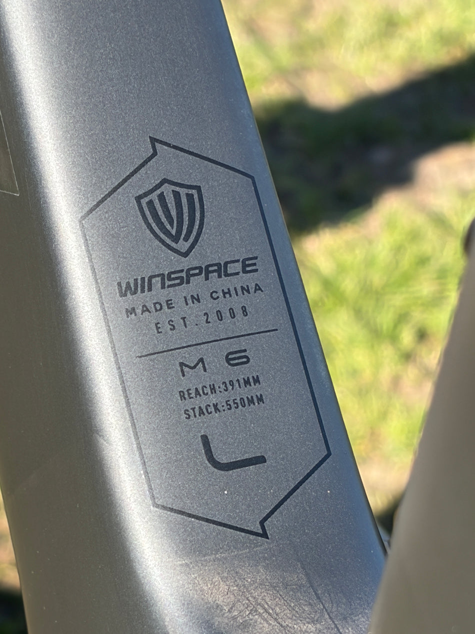 [NEW STOCK ON HAND] Winspace M6 Carbon Black (L) Ultegra Di2