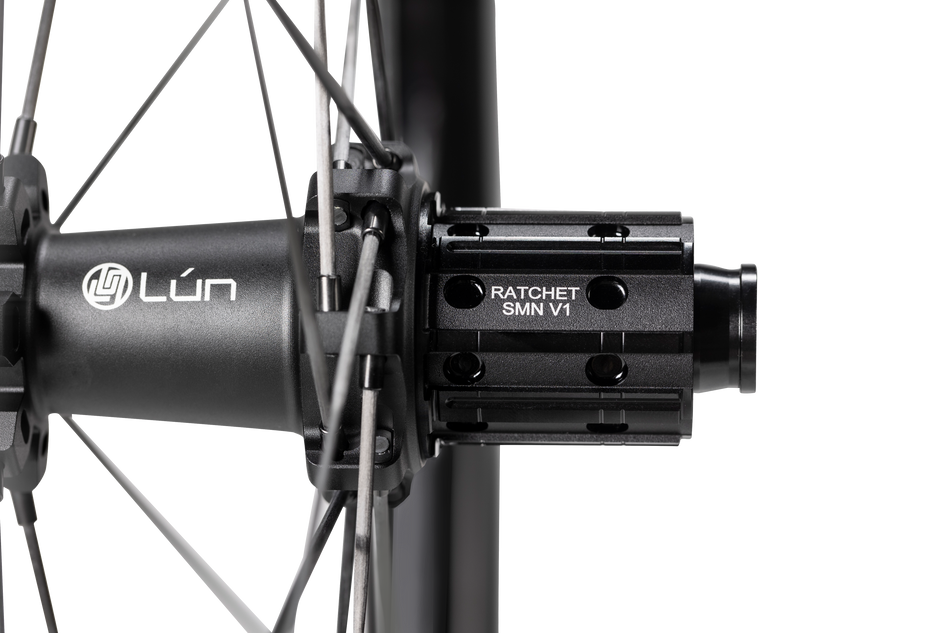 Lún: Routte 3 D50 Carbon Disc Brake Wheelset