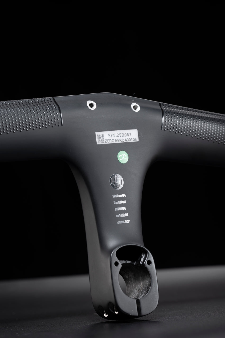 HYPER Integrated Carbon/Kevlar one piece handlebar