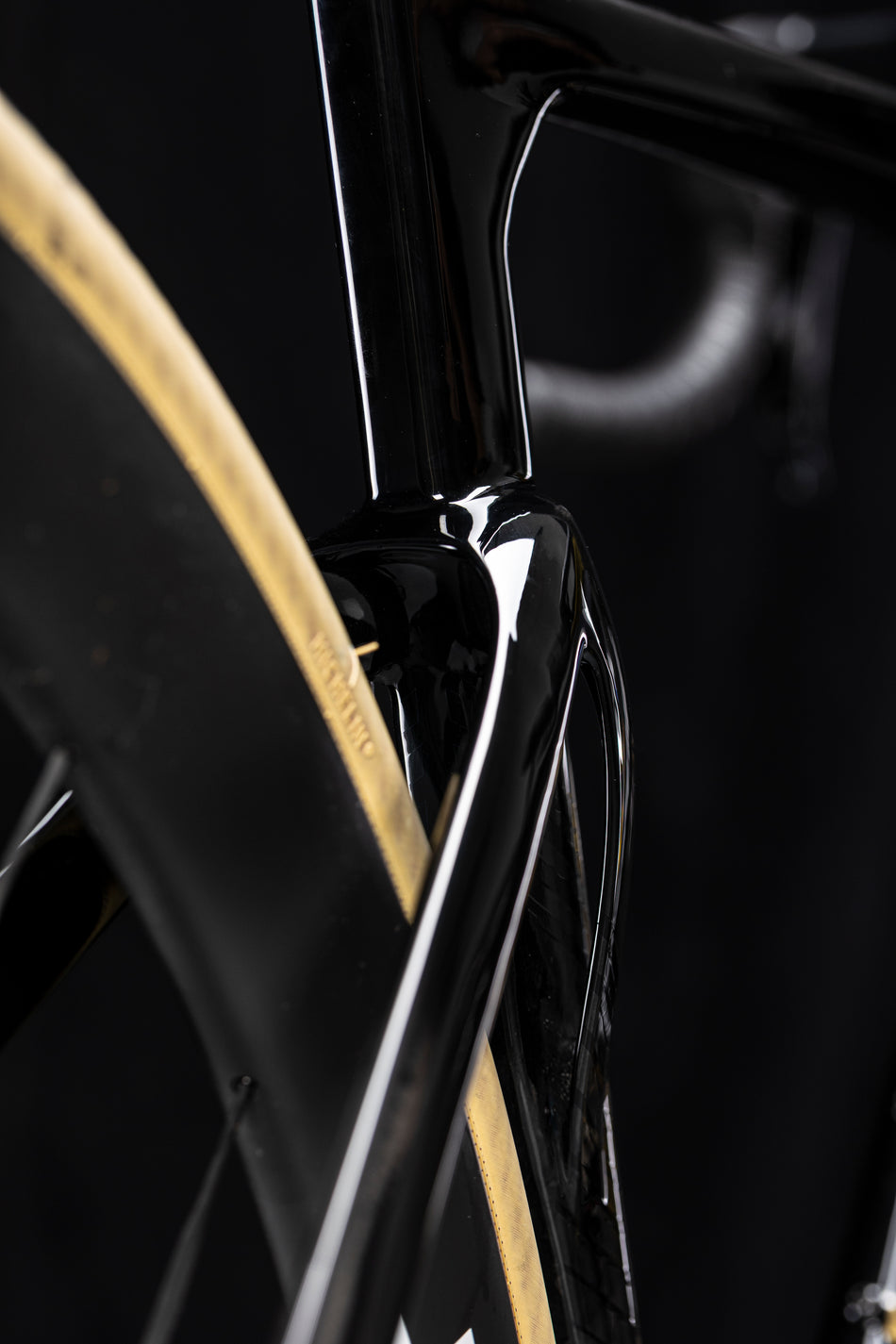 T1600 ULTRA - Complete Bike (build to order) Shimano Di2 12spd