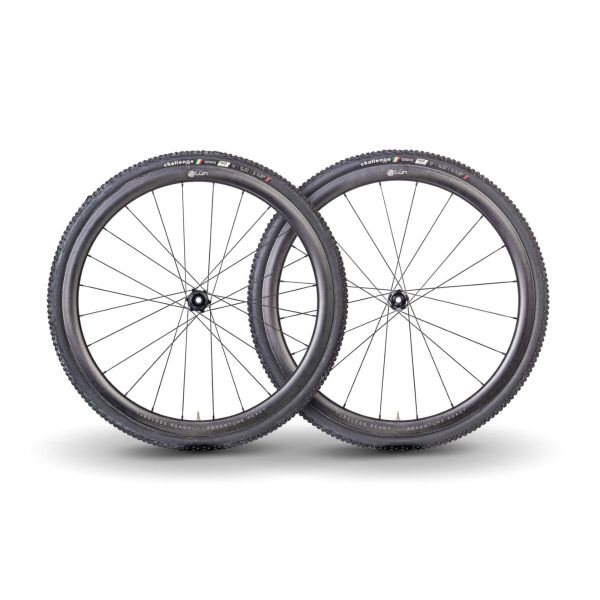 Gravel best sale wheelset carbon